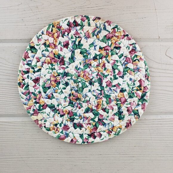 Vintage Set of 3 Straw and Fabric Trivets - Picture 4 of 5